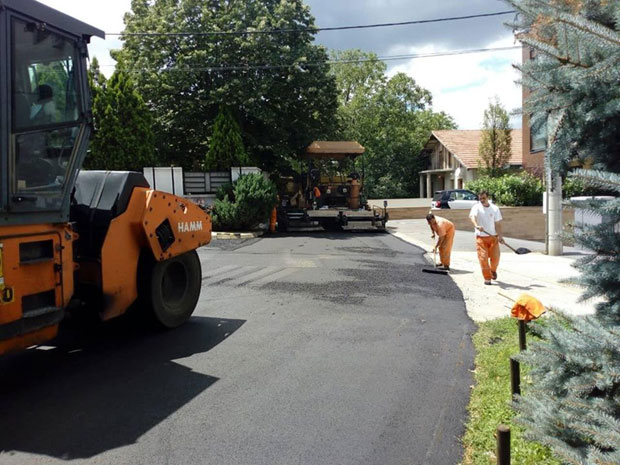 Чукарица: Асфалт после две деценије